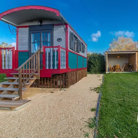 Roulotte Climatisee Avec Piscine Et Jardin
