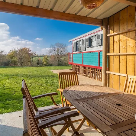 Roulotte Climatisee Avec Piscine Et Jardin - Fr-1-622-54 בית נופש