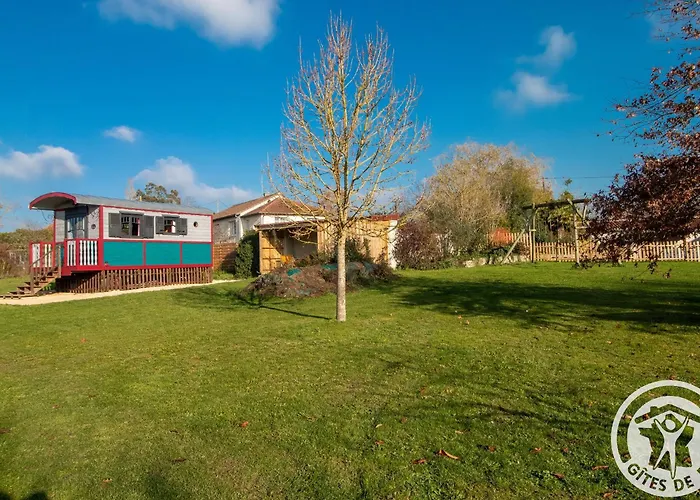 Roulotte Climatisee Avec Piscine Et Jardin - Fr-1-622-54